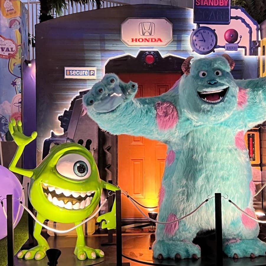 Sulley and Mike Statue for Pakuwon City Mall, photo 2