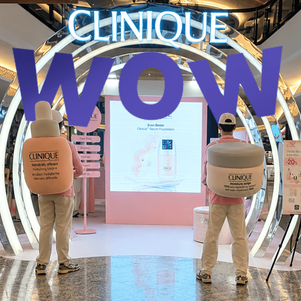 Clinique Bagpack Prop